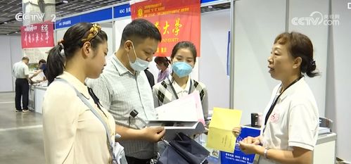 多地為學(xué)生開(kāi)展普通高校志愿填報(bào)相關(guān)咨詢工作